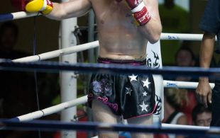 Corey Pearce fights at Patong Sainamyen Road stadium in Phuket, Thailand, Monday, Aug. 12, 2013. (Photo by Mitch Viquez Â©2013)
