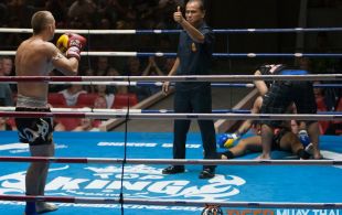 Mike Lvovsky fights at Patong Sainamyen Road stadium in Phuket, Thailand, Monday, Jul. 22, 2013. (Photo by Mitch Viquez Â©2013)