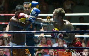 Kevin Foster fights at Patong Sainamyen Road stadium in Phuket, Thailand, Monday, Jul. 29, 2013. (Photo by Mitch Viquez Â©2013)